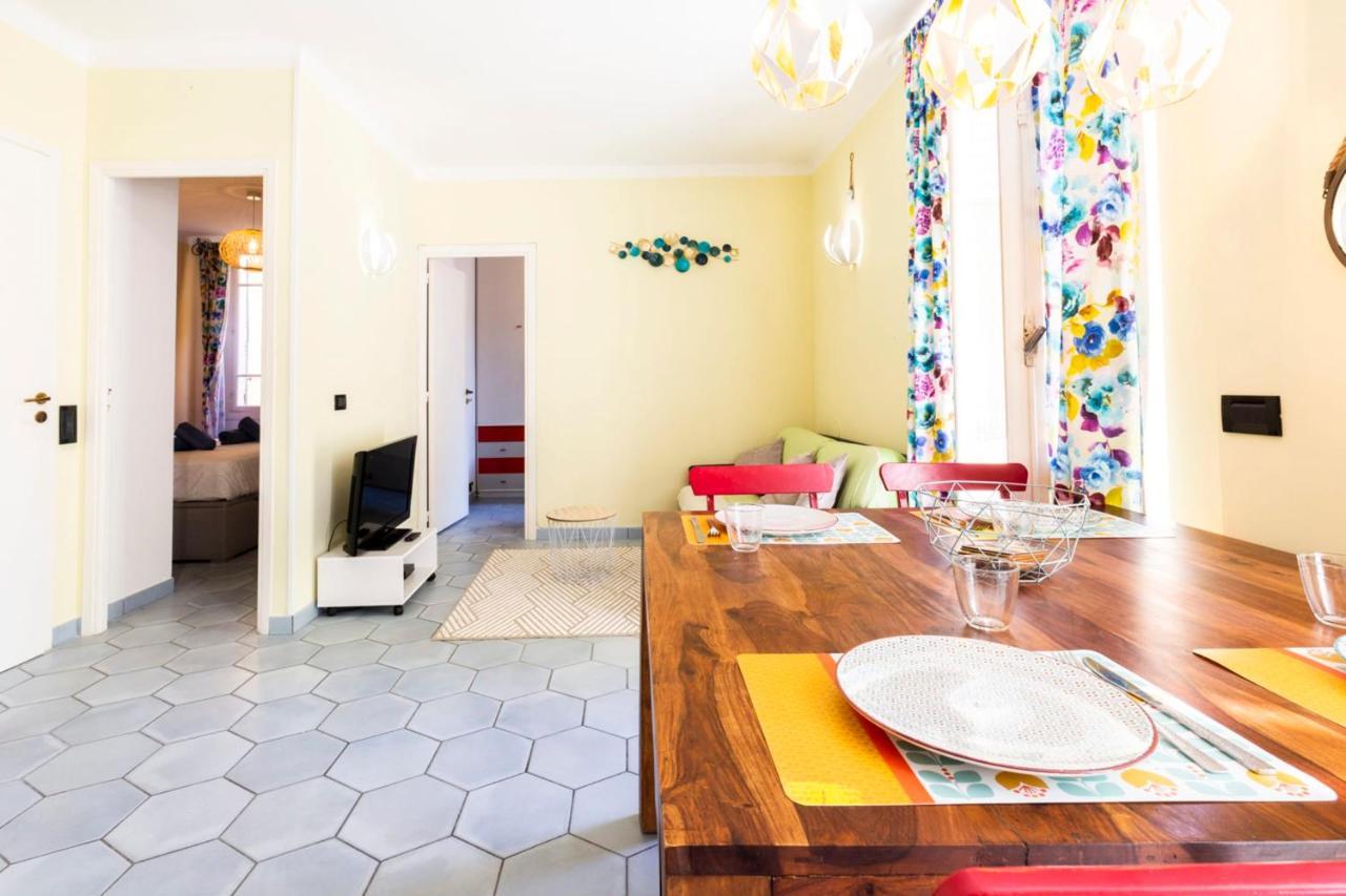 Place Amiral Barnaud Antibes Ngoại thất bức ảnh